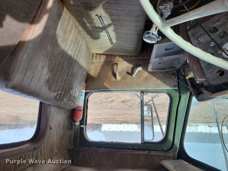 image for item LC9849 1978 Autocar Constructor truck cab and chassis