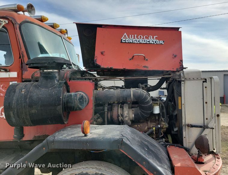 image for item LC9849 1978 Autocar Constructor truck cab and chassis