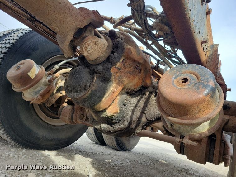 image for item LC9849 1978 Autocar Constructor truck cab and chassis