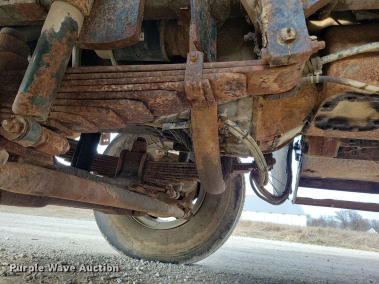 image for item LC9849 1978 Autocar Constructor truck cab and chassis