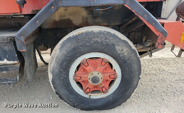 image for item LC9849 1978 Autocar Constructor truck cab and chassis