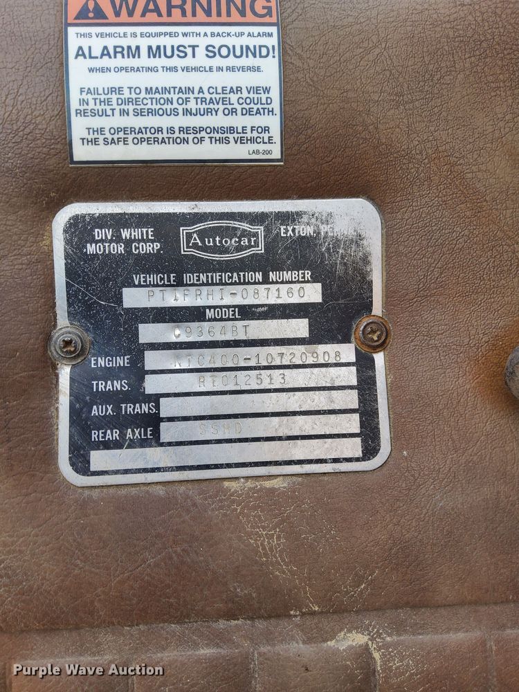 image for item LC9849 1978 Autocar Constructor truck cab and chassis