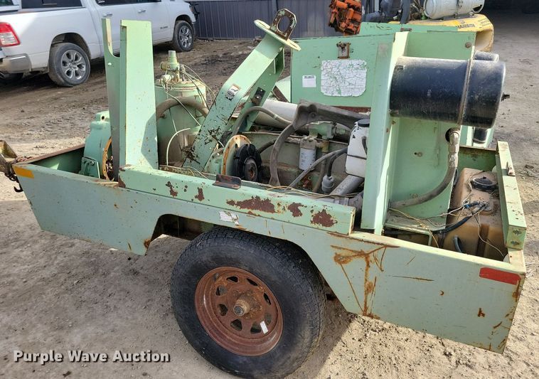 image for item LC9850 Sullair 185DPQJD air compressor