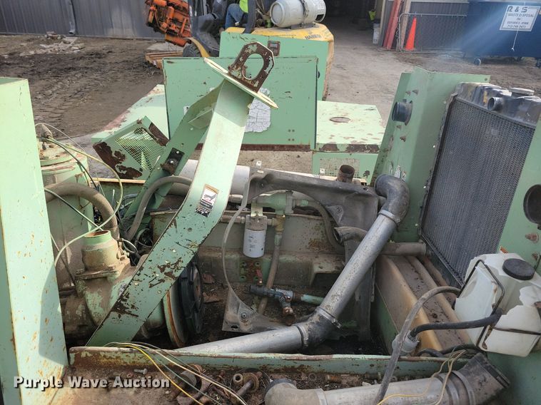 image for item LC9850 Sullair 185DPQJD air compressor