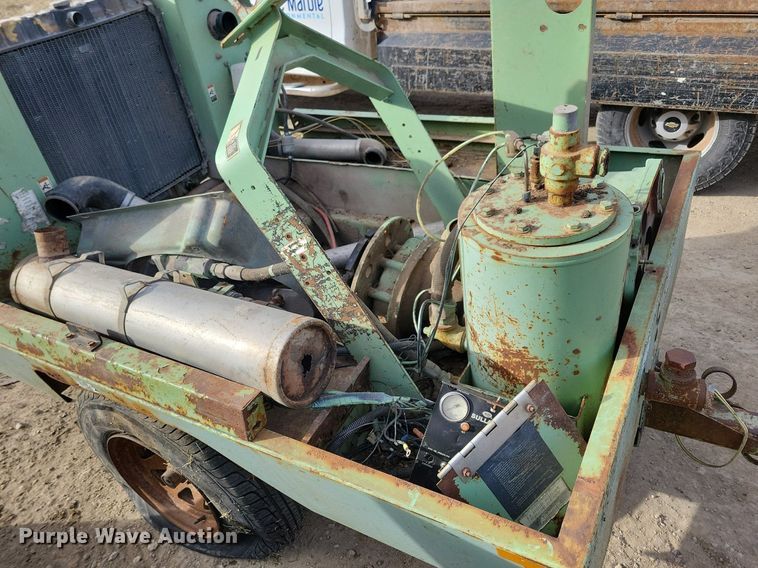 image for item LC9850 Sullair 185DPQJD air compressor