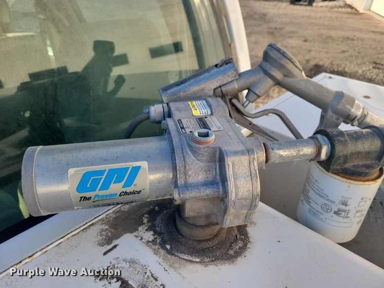 image for item LC9865 2011 Ford F450 Super Duty XL Crew Cab utility / service truck