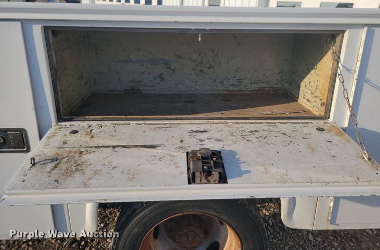 image for item LC9865 2011 Ford F450 Super Duty XL Crew Cab utility / service truck