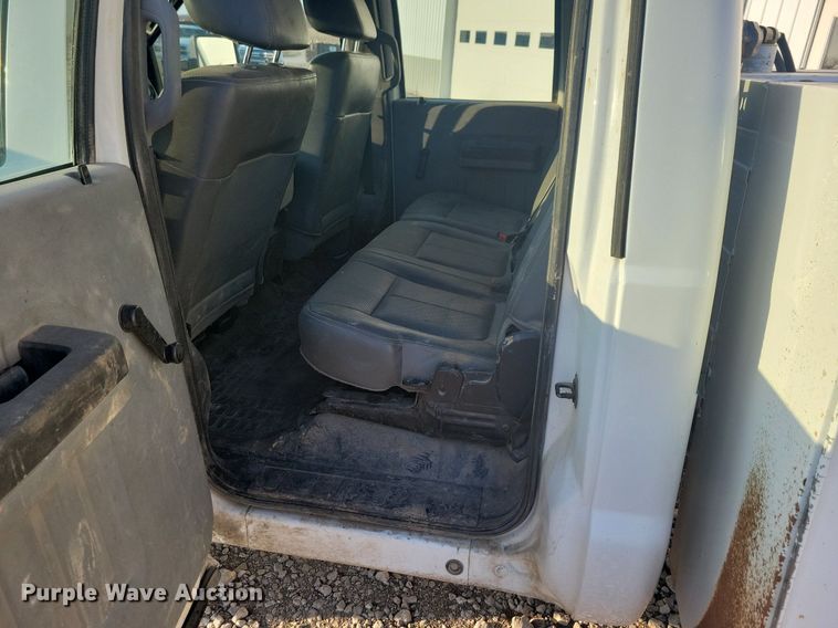 image for item LC9865 2011 Ford F450 Super Duty XL Crew Cab utility / service truck