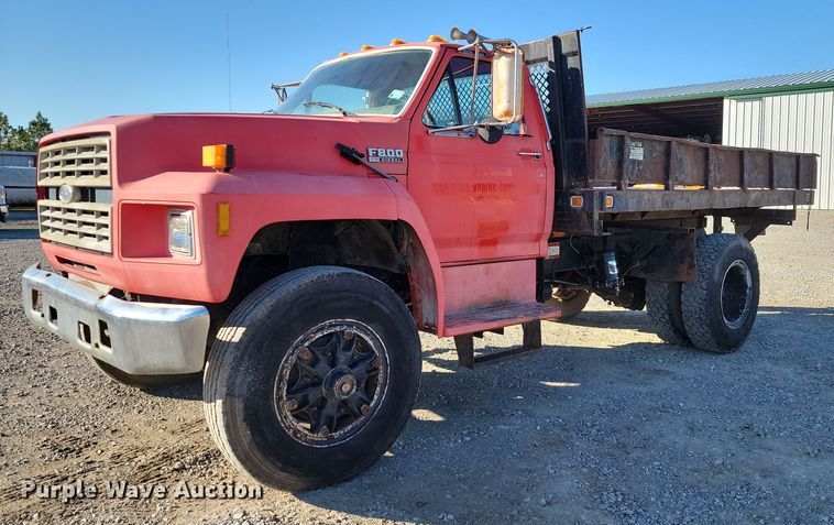 image for item LD9051 1994 Ford F800 dump truck
