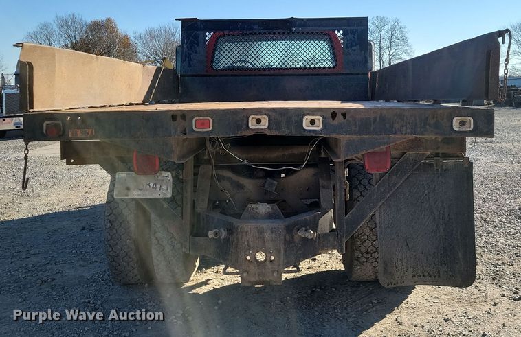 image for item LD9051 1994 Ford F800 dump truck