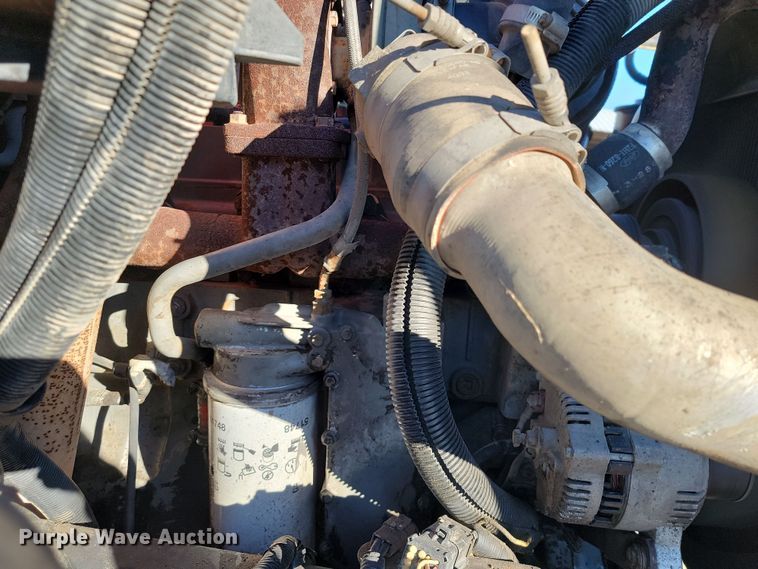 image for item LD9051 1994 Ford F800 dump truck