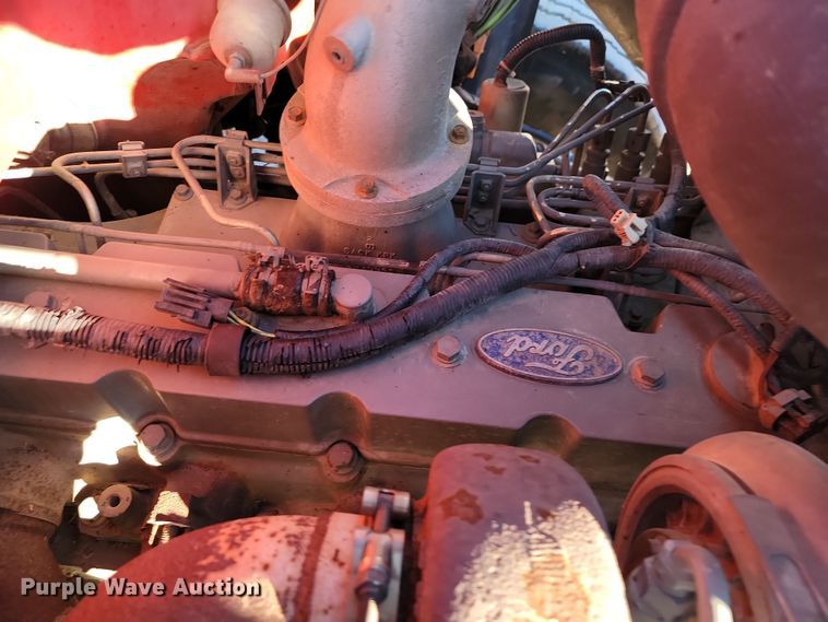 image for item LD9051 1994 Ford F800 dump truck