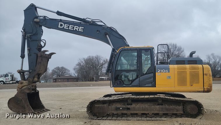 image for item LD9112 2018 John Deere 210G LC excavator
