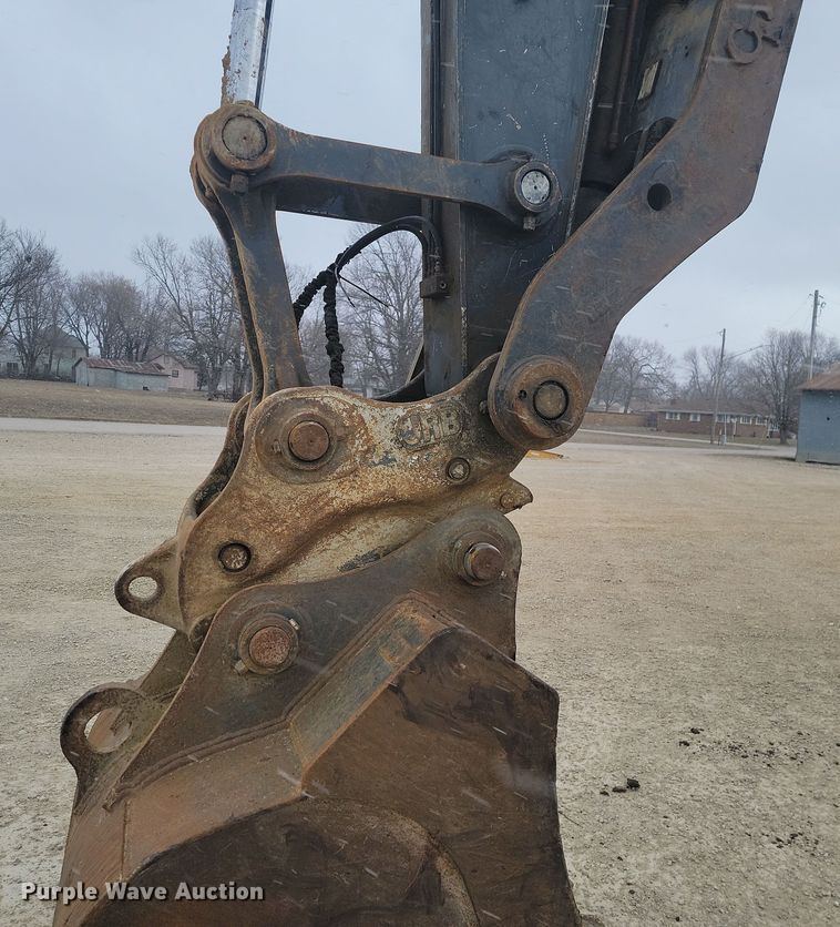 image for item LD9112 2018 John Deere 210G LC excavator