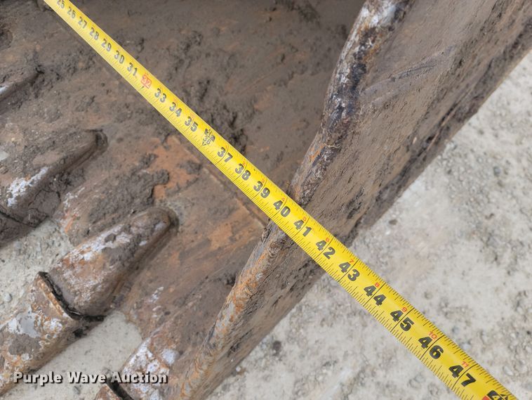 image for item LD9112 2018 John Deere 210G LC excavator