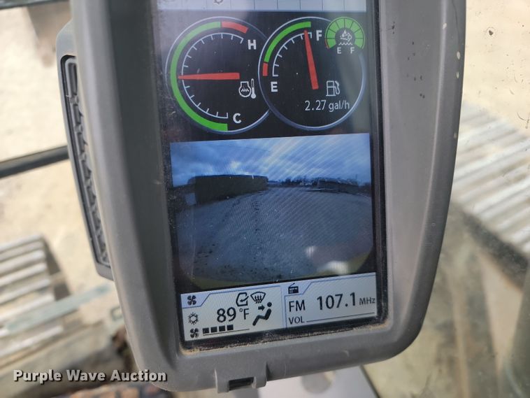 image for item LD9112 2018 John Deere 210G LC excavator