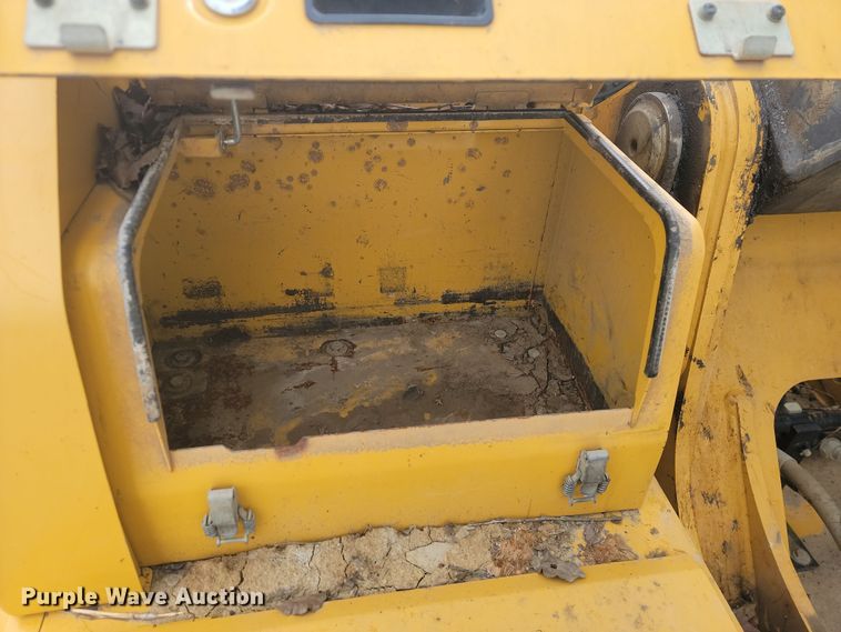 image for item LD9112 2018 John Deere 210G LC excavator