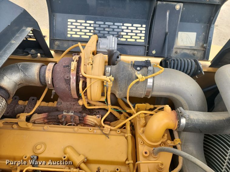 image for item LD9112 2018 John Deere 210G LC excavator