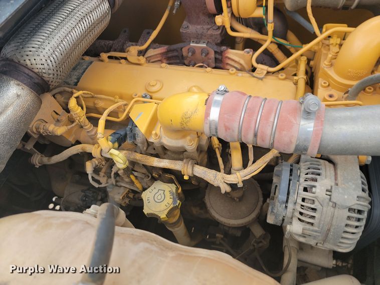 image for item LD9112 2018 John Deere 210G LC excavator