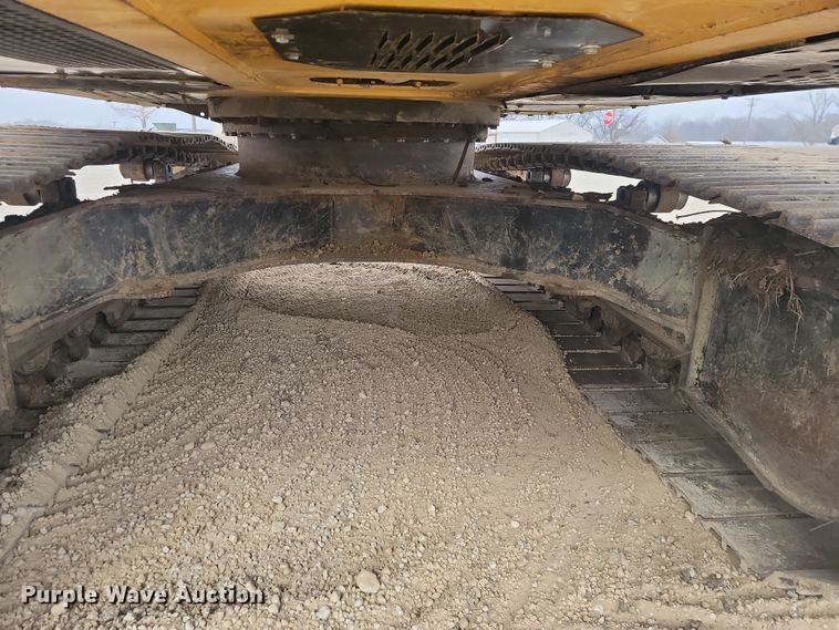 image for item LD9112 2018 John Deere 210G LC excavator