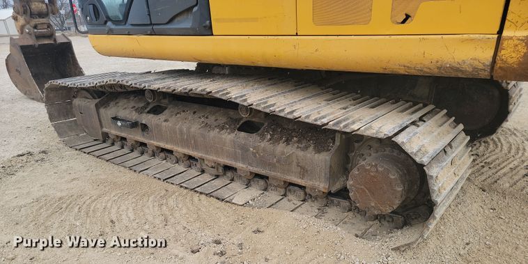 image for item LD9112 2018 John Deere 210G LC excavator