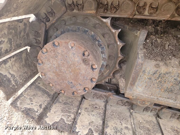 image for item LD9112 2018 John Deere 210G LC excavator