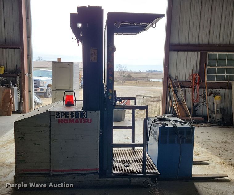 image for item LD9114 Komatsu MPF15 forklift