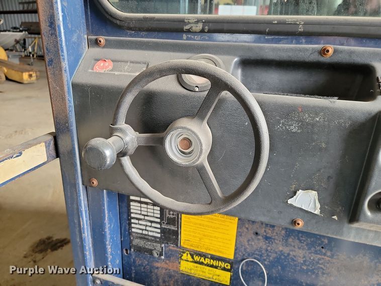 image for item LD9114 Komatsu MPF15 forklift