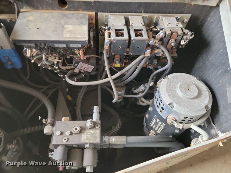 image for item LD9114 Komatsu MPF15 forklift