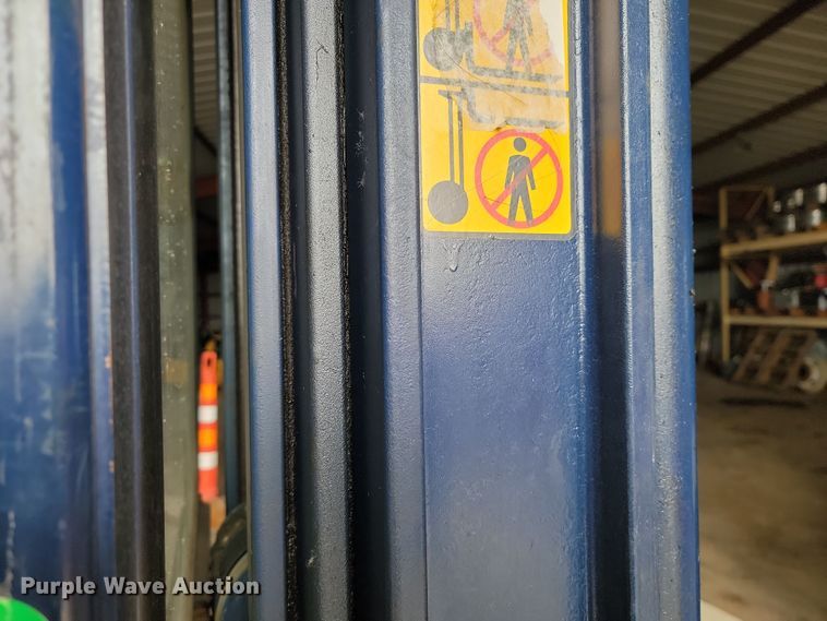 image for item LD9114 Komatsu MPF15 forklift