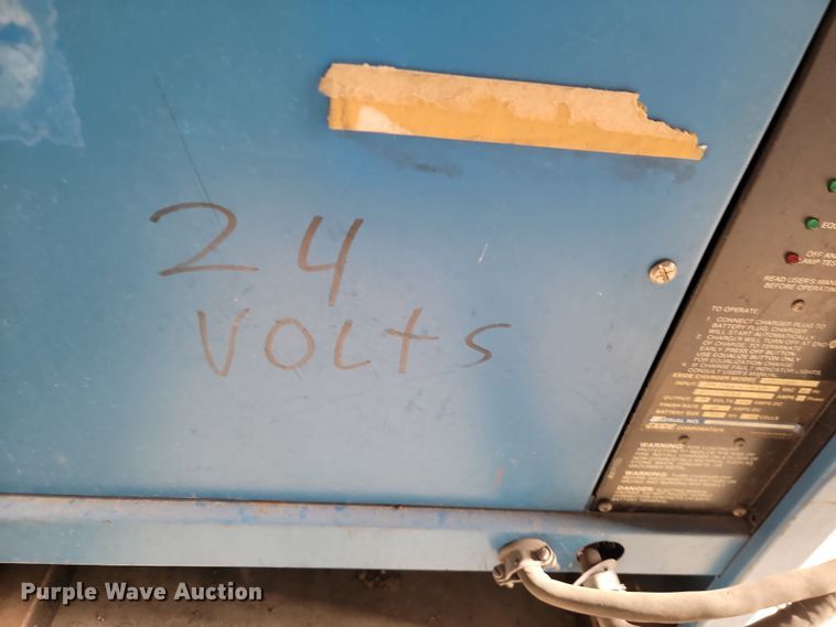 image for item LD9114 Komatsu MPF15 forklift