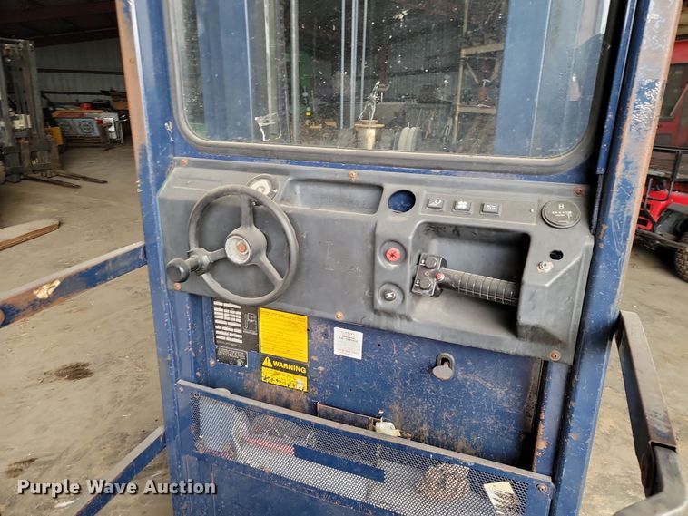 image for item LD9115 Komatsu MPF15 forklift