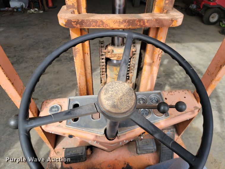 image for item LD9122 Clark C500 forklift