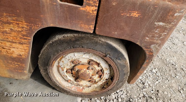 image for item LD9122 Clark C500 forklift