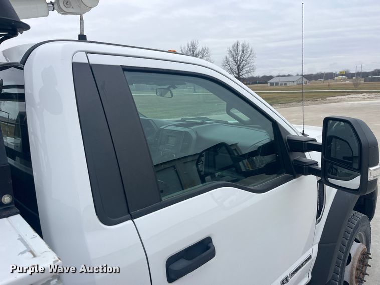 image for item LD9303 2017 Ford F550 Super Duty XL bucket truck