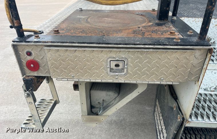 image for item LD9303 2017 Ford F550 Super Duty XL bucket truck