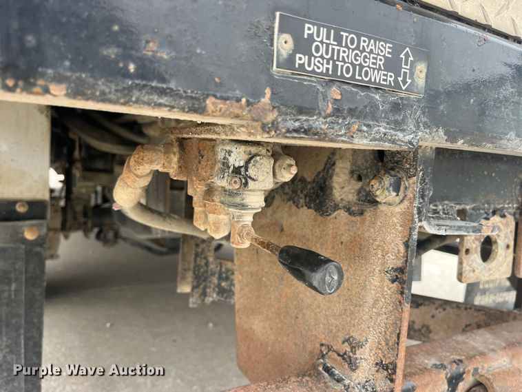 image for item LD9303 2017 Ford F550 Super Duty XL bucket truck