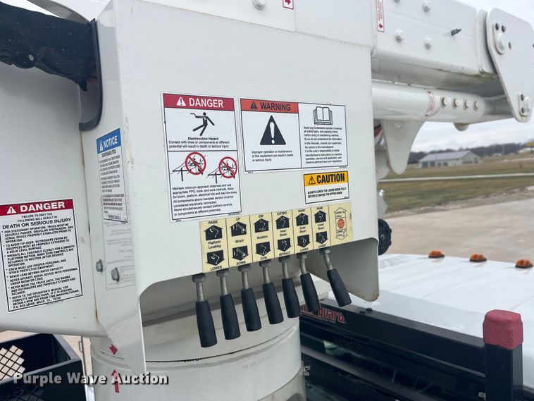 image for item LD9303 2017 Ford F550 Super Duty XL bucket truck