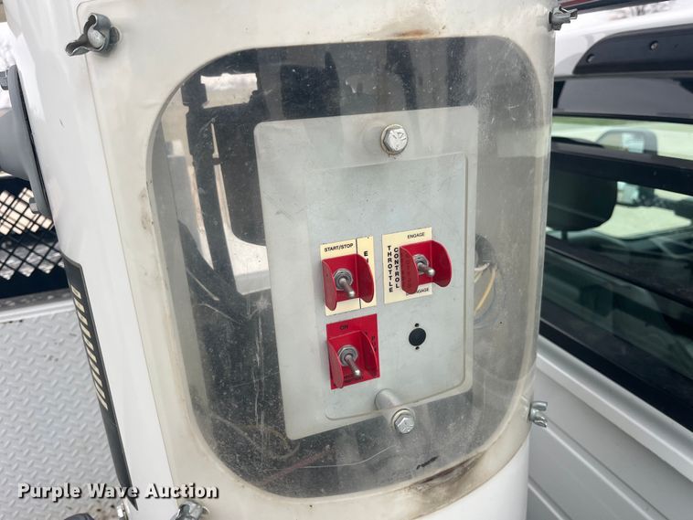 image for item LD9303 2017 Ford F550 Super Duty XL bucket truck