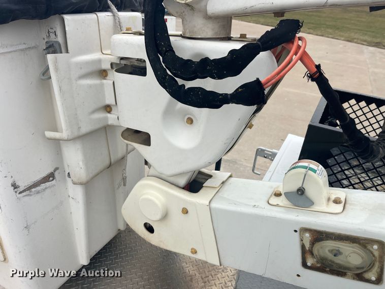 image for item LD9303 2017 Ford F550 Super Duty XL bucket truck