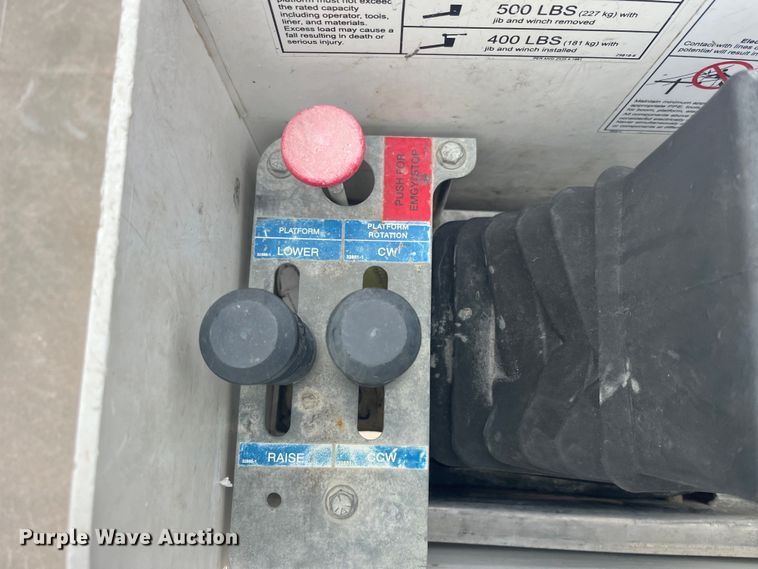 image for item LD9303 2017 Ford F550 Super Duty XL bucket truck