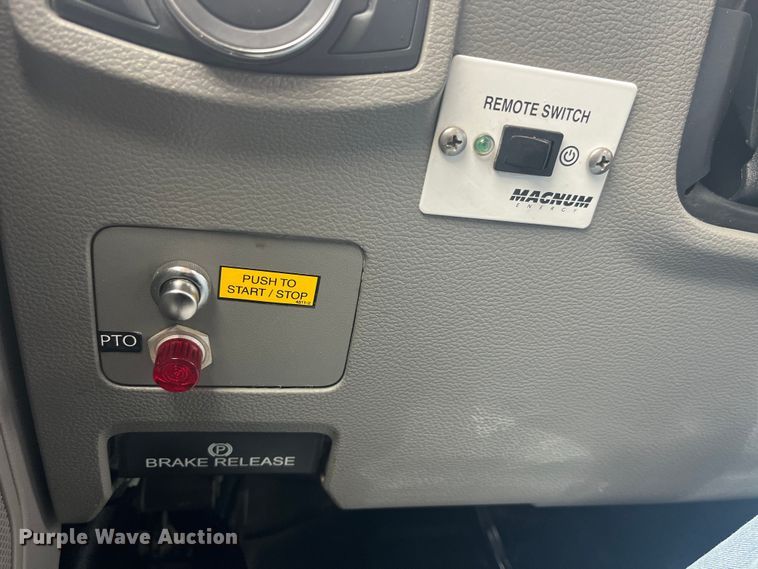 image for item LD9303 2017 Ford F550 Super Duty XL bucket truck