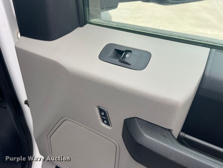 image for item LD9303 2017 Ford F550 Super Duty XL bucket truck