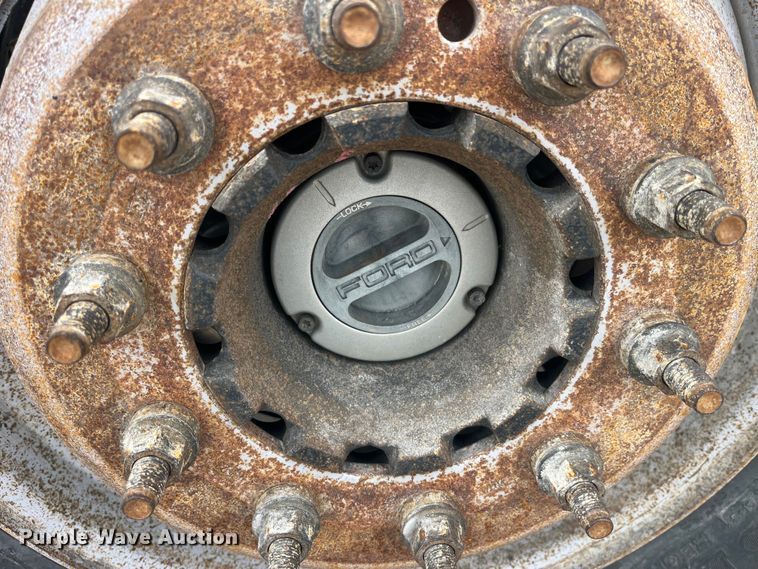 image for item LD9303 2017 Ford F550 Super Duty XL bucket truck