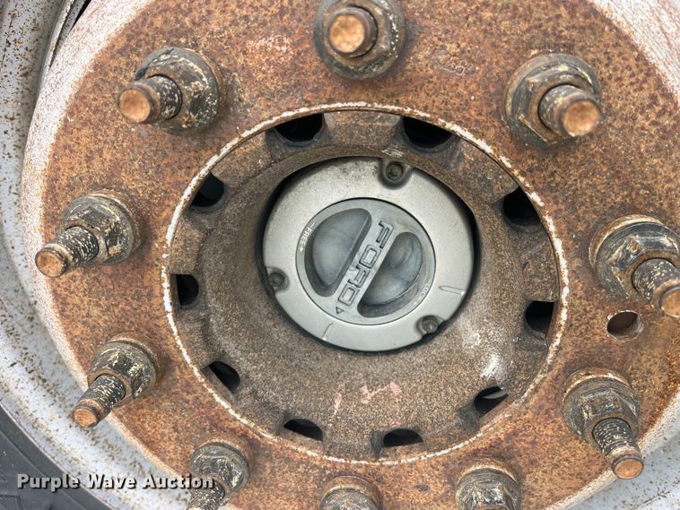 image for item LD9303 2017 Ford F550 Super Duty XL bucket truck