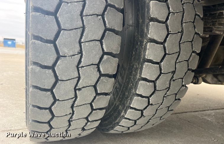 image for item LD9303 2017 Ford F550 Super Duty XL bucket truck