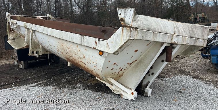 image for item LE9004 1989 Fruehauf  DRXX-M2-30 end dump trailer