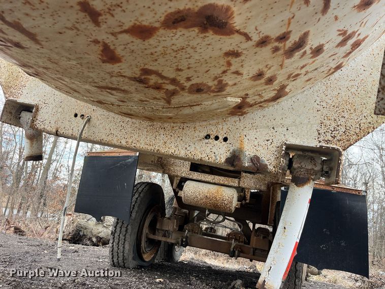 image for item LE9004 1989 Fruehauf  DRXX-M2-30 end dump trailer