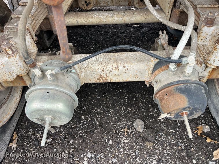 image for item LE9004 1989 Fruehauf  DRXX-M2-30 end dump trailer