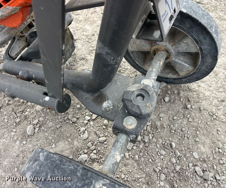 image for item LE9007 Tools